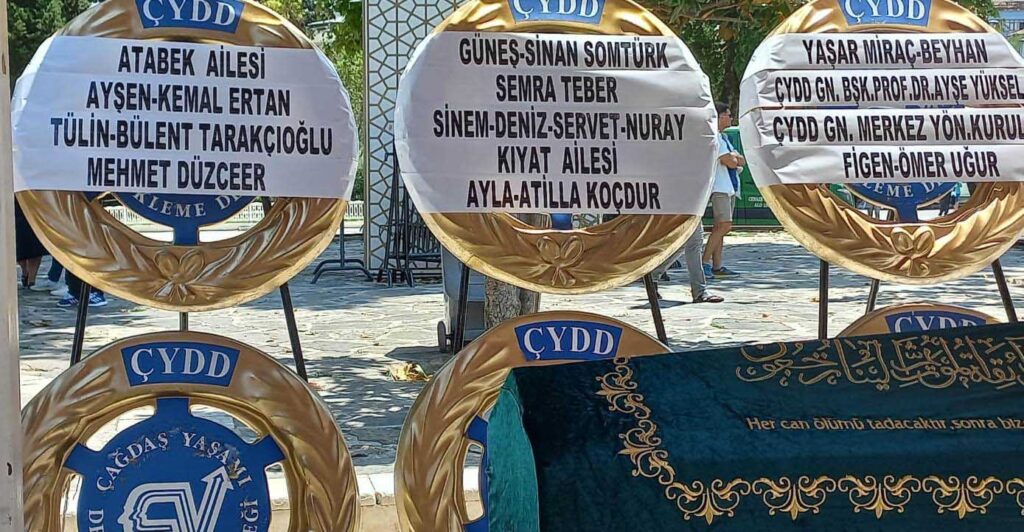Ali Gürcan İstanbul’da bugün Eyüp Sultan Mezarlığında defnedildi