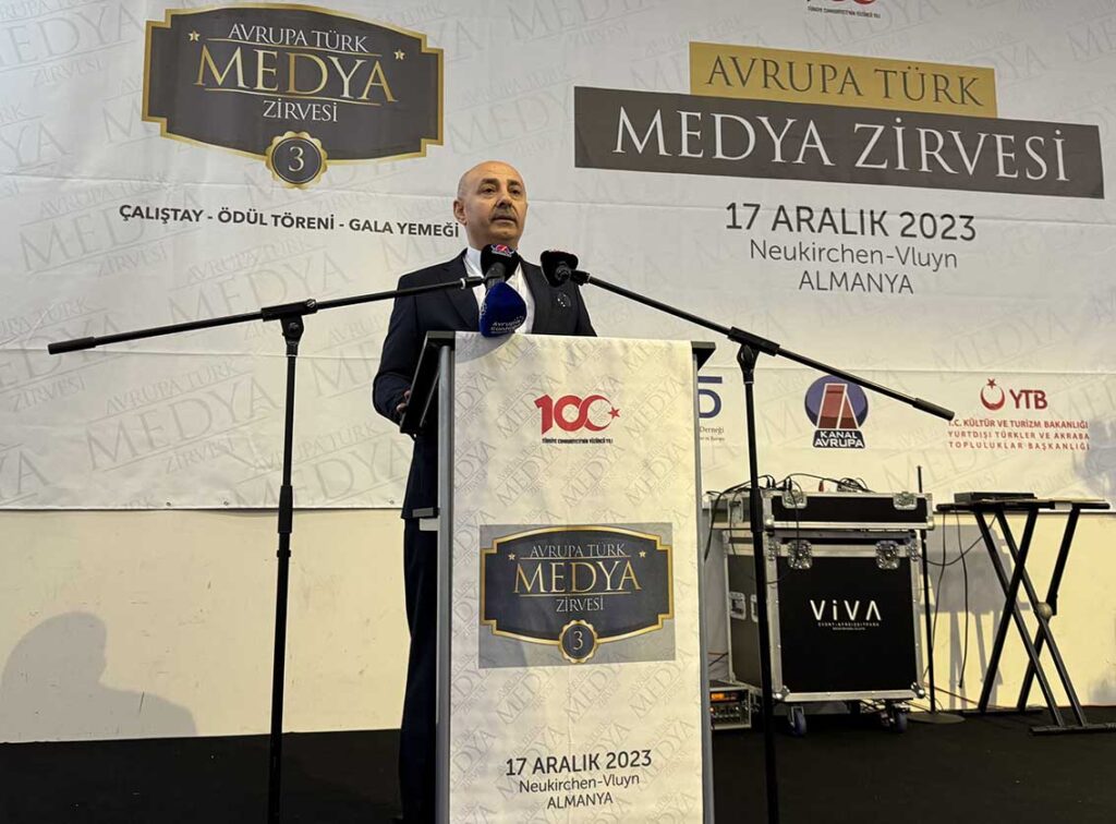 Avrupa Türk Basın Yayın ve Gazeteciler Birliği (ATBYGB) Başkanı Alipaşa Akbaş 