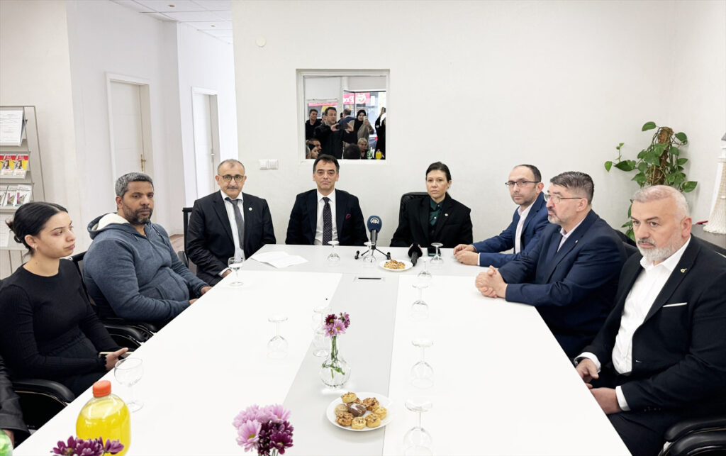 AK Parti Milletvekili Seda Gören Bölük Solingen mağdurlarını ziyaret etti 